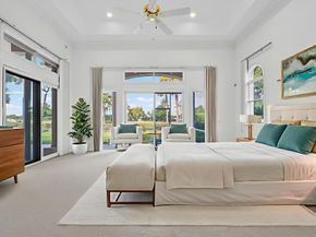 2525 Seminole Circle, West Palm Beach FL 33409