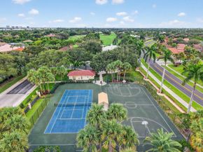 2525 Seminole Circle, West Palm Beach FL 33409