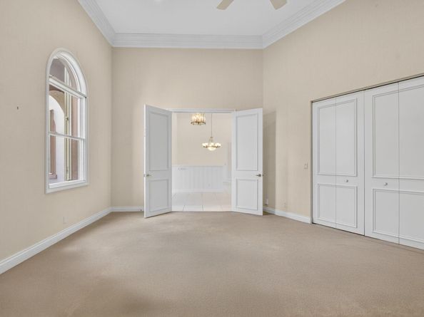 2525 Seminole Circle, West Palm Beach FL 33409