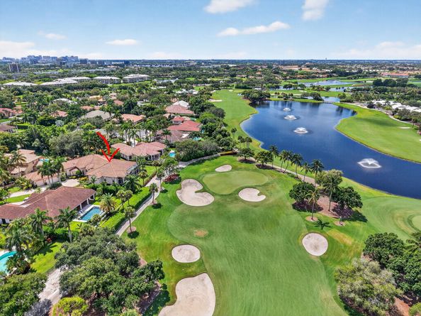 2525 Seminole Circle, West Palm Beach FL 33409