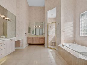 2525 Seminole Circle, West Palm Beach FL 33409