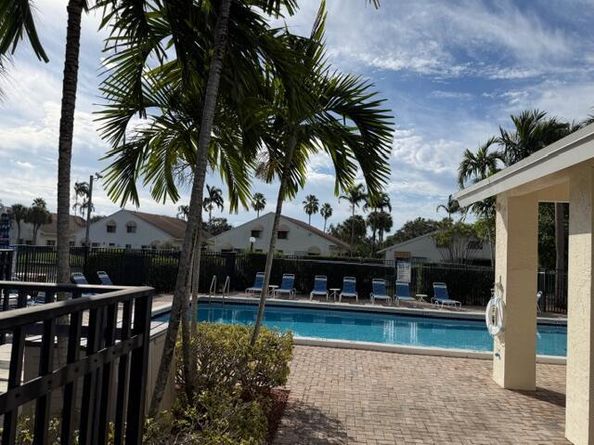 10225 NW 33rd Street, Sunrise FL 33351