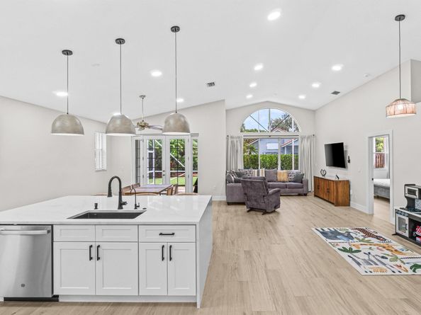 7602 Northtree Club Drive, Lake Worth FL 33467