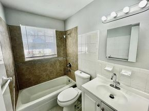 2240 NW 60th Ter, Sunrise FL 33313