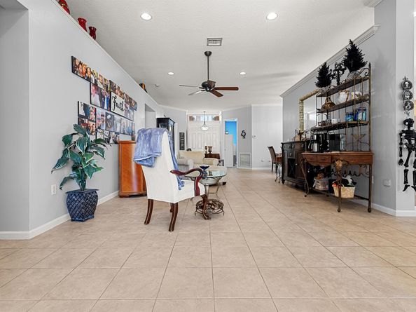 2111 2111 Bellcrest Ct, Royal Palm Court, Royal Palm Beach FL 33411