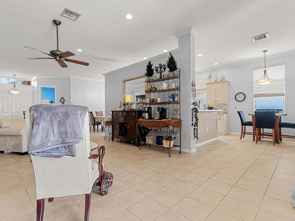 2111 2111 Bellcrest Ct, Royal Palm Court, Royal Palm Beach FL 33411