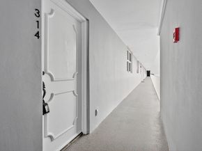 5500 NW 2nd Avenue 314, Boca Raton FL 33487