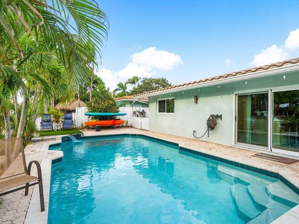 401 SE 14th Avenue, Pompano Beach FL 33060