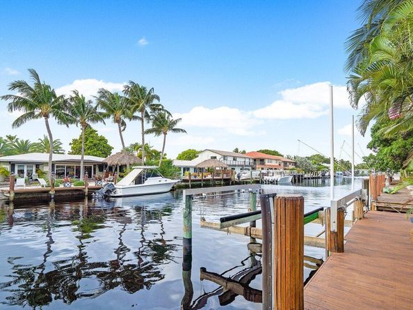 401 SE 14th Avenue, Pompano Beach FL 33060