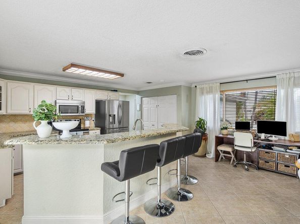 401 SE 14th Avenue, Pompano Beach FL 33060