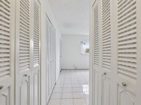 1024 SE 4th Ave 204, Dania Beach FL 33004