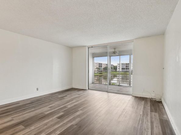 1024 SE 4th Ave 204, Dania Beach FL 33004