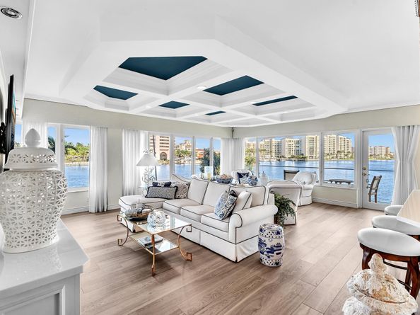 701 E Camino Real 2J, Boca Raton FL 33432