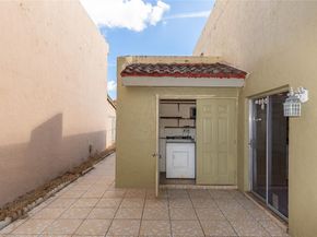 4281 W 10th Ct, Hialeah FL 33012