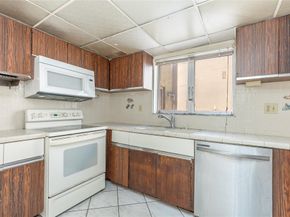 4281 W 10th Ct, Hialeah FL 33012