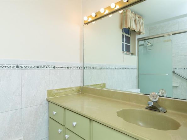 4281 W 10th Ct, Hialeah FL 33012