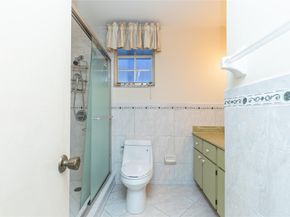 4281 W 10th Ct, Hialeah FL 33012