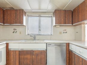 4281 W 10th Ct, Hialeah FL 33012