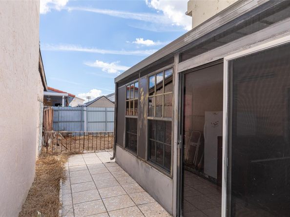 4281 W 10th Ct, Hialeah FL 33012