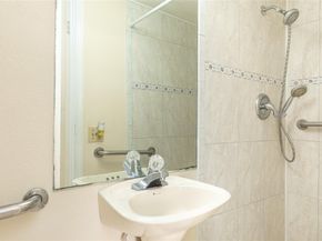 4281 W 10th Ct, Hialeah FL 33012