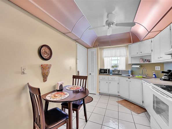 3475 Broken Woods Dr 401, Coral Springs FL 33065