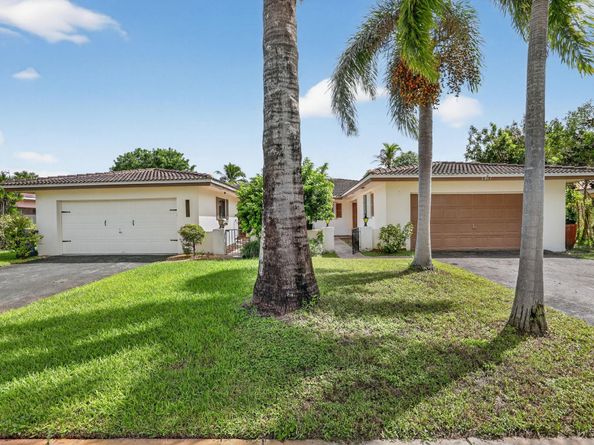 3817 NW 84th Ave, Coral Springs FL 33065