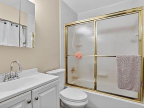 3817 NW 84th Ave, Coral Springs FL 33065