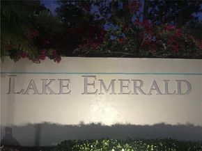 112 Lake Emerald 206, Oakland Park FL 33309