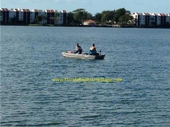 112 Lake Emerald 206, Oakland Park FL 33309