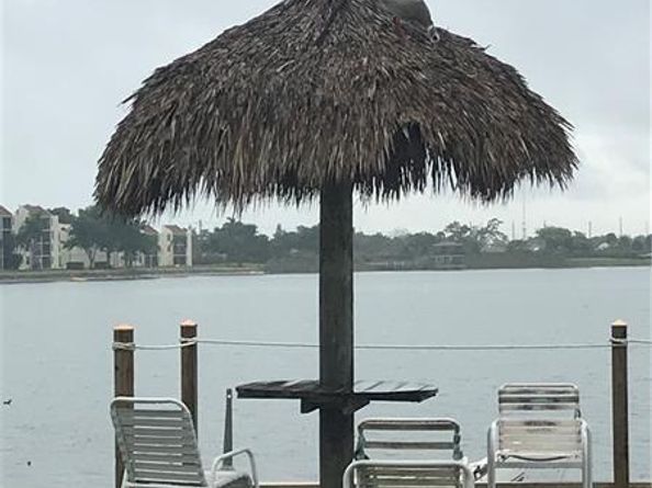 112 Lake Emerald 206, Oakland Park FL 33309