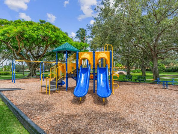 2064 Tigris Drive, West Palm Beach FL 33411