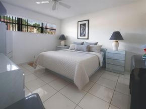 381 S HollybrookDrive 204, Pembroke Pines FL 33025
