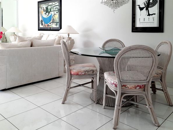 381 S HollybrookDrive 204, Pembroke Pines FL 33025