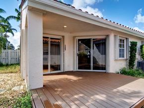 1487 Garden Rd, Weston FL 33326