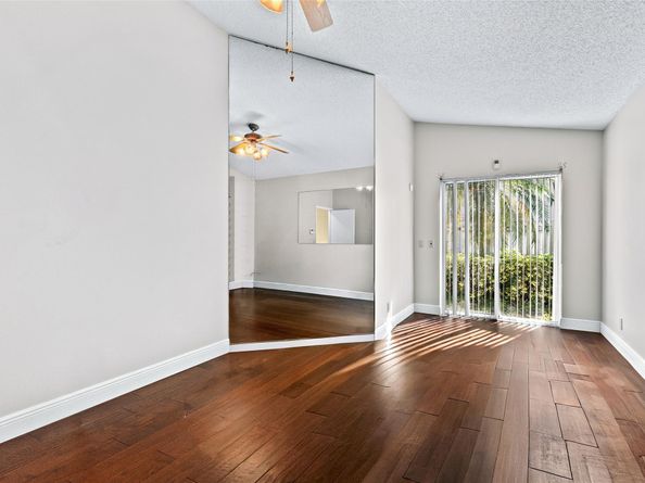 1487 Garden Rd, Weston FL 33326