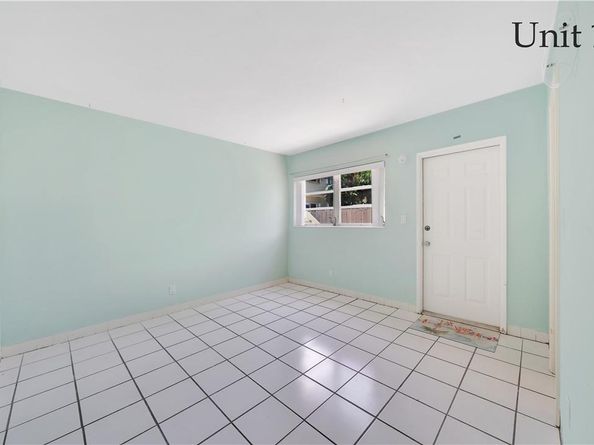 3220 Canal Dr, Pompano Beach FL 33062