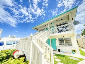 3220 Canal Dr, Pompano Beach FL 33062