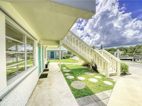 3220 Canal Dr, Pompano Beach FL 33062