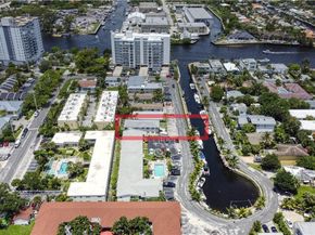 3220 Canal Dr, Pompano Beach FL 33062