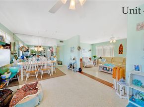 3220 Canal Dr, Pompano Beach FL 33062