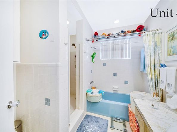 3220 Canal Dr, Pompano Beach FL 33062
