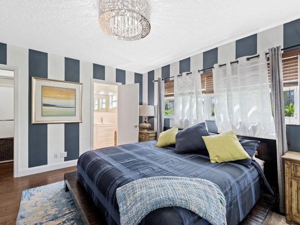 2200 NE 36th St, #1-2, Fort Lauderdale FL 33308