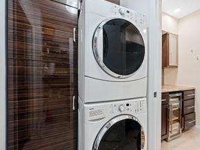 2200 NE 36th St, #1-2, Fort Lauderdale FL 33308