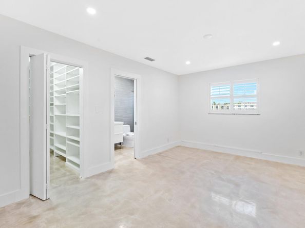 2200 NE 36th St, #1-2, Fort Lauderdale FL 33308