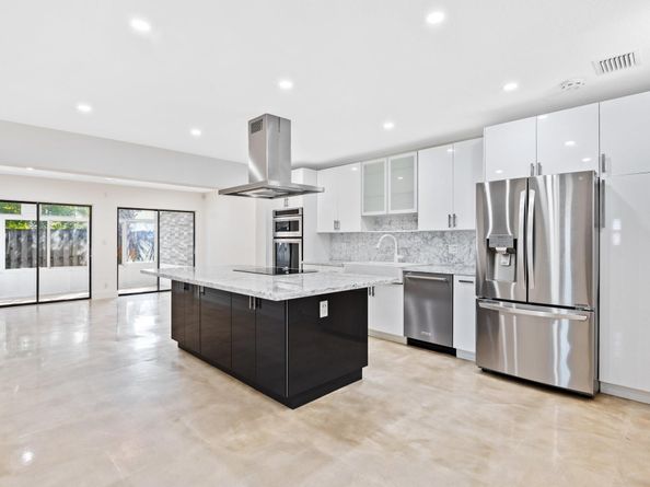 2200 NE 36th St, #1-2, Fort Lauderdale FL 33308