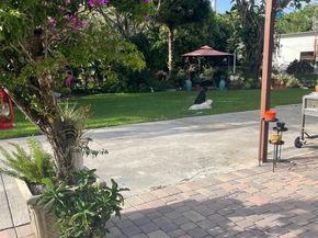 14500 NE 2nd Ave, Miami FL 33161