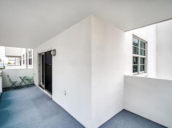 1701 S Ocean Drive 401, Hollywood FL 33019
