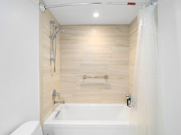 1701 S Ocean Drive 401, Hollywood FL 33019