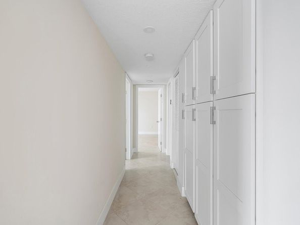 1701 S Ocean Drive 401, Hollywood FL 33019