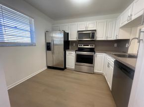 3955 N Nob Hill Road 202, Sunrise FL 33351